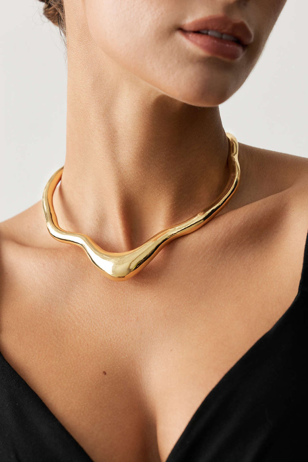 Maison Ardoise Wavy Necklace
